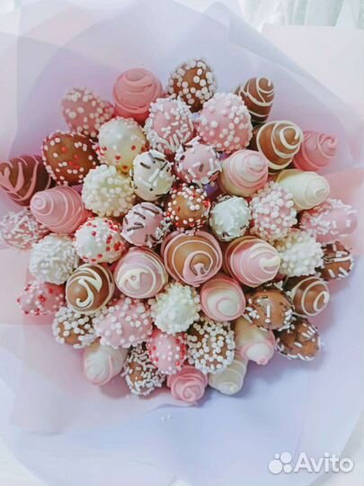 Клубника в шоколаде букеты наборы