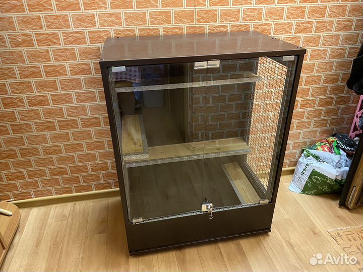 Витрина для шиншилл/грызунов бу