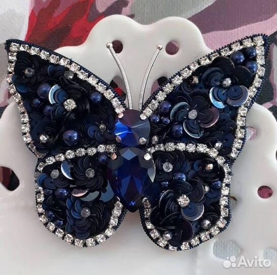 Брошь ручной работы