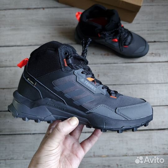 Кроссовки термо Adidas Terrex AX4 mid Gore-tex