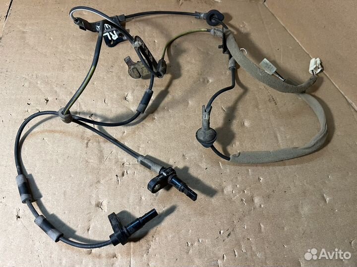 Задний датчик Правый Абс Toyota RAV4 30 рестайлинг