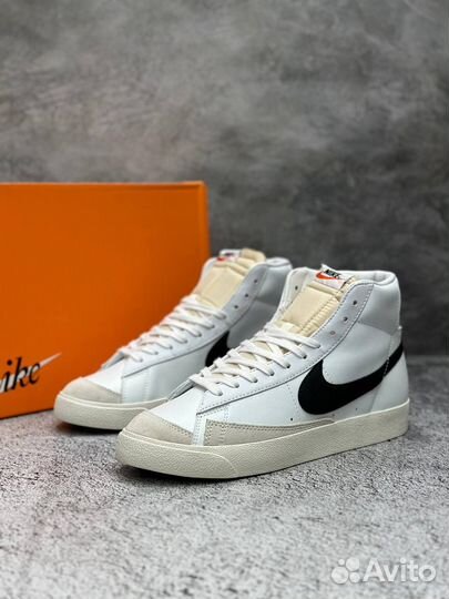 Кроссовки Nike Blazer mid 77