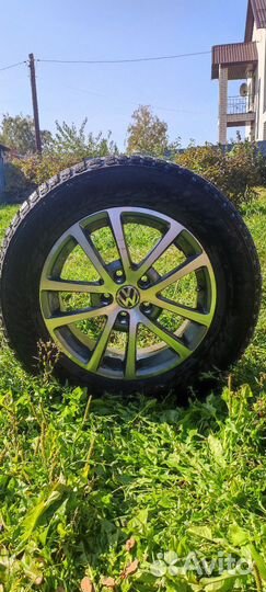 Nokian hakkapeliitta 9 215 65 r16 на литых дисках