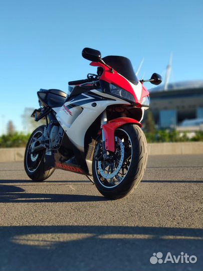 Honda CBR 1000RR FIreblade