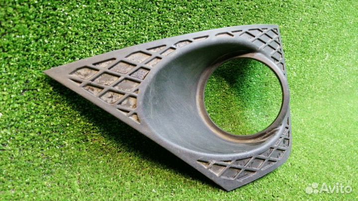 Рамка противотуманной фары Ssangyong Actyon Левая