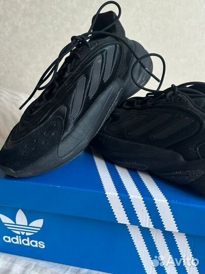 Лимитированные Кроссовки adidas ozelia