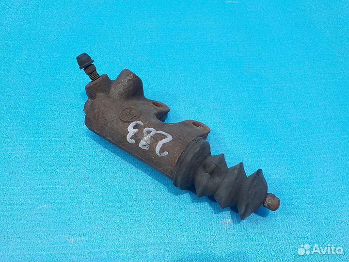 Рабочий цилиндр сцепления toyota Avensis (T250) 20