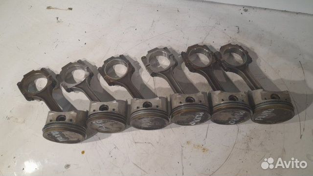 Поршень с шатуном Mitsubishi Pajero 2 3.5 AT 1996