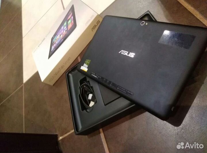 Планшет-компьютер Asus Windows me400c