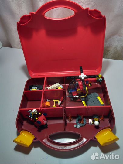 LegoJuniors Чемоданчик Пожар 10685, Education 9314