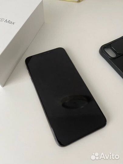 iPhone Xs Max, 64 ГБ