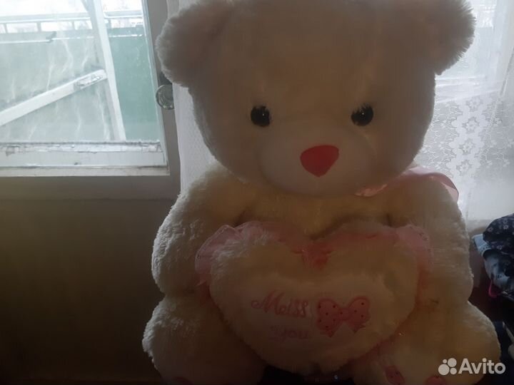 Плюшевый медведь новый