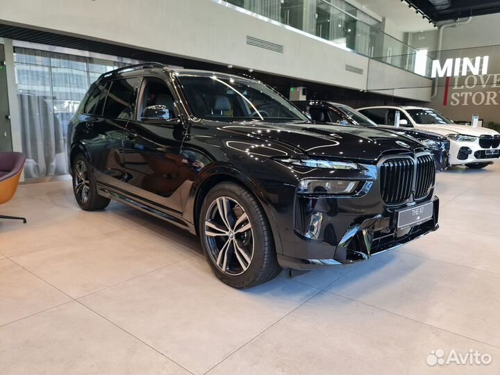 BMW X7 3.0 AT, 2022