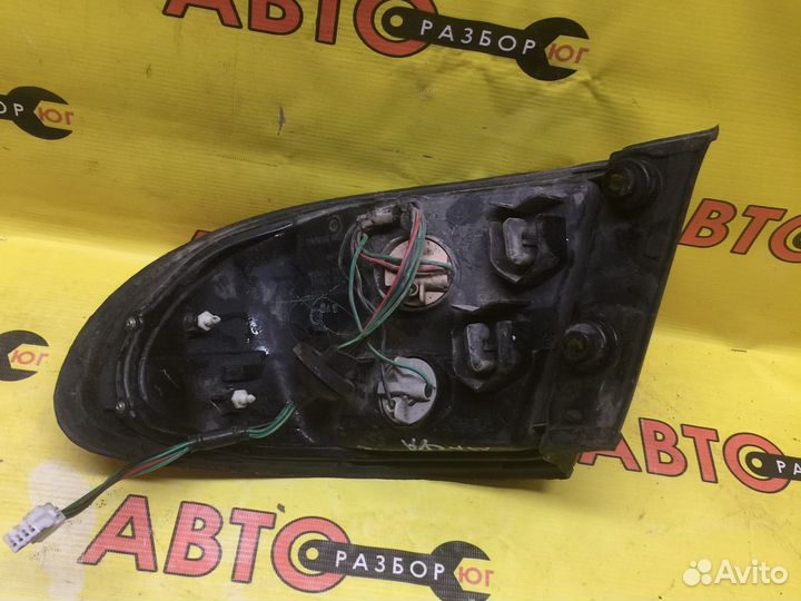 Стоп сигнал задний левый Mazda Millenia 94-00