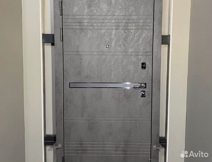 Дверь входная с терморазрывом