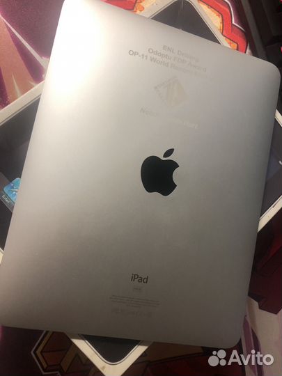 Продам iPad 1 2010 64GB