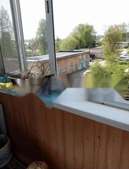 3-к. квартира, 50 м², 3/5 эт.