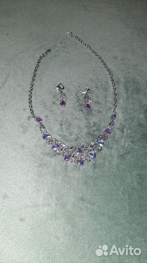 Ожерелье и серьги