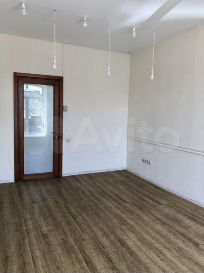 Свободного назначения, 16.8 м²