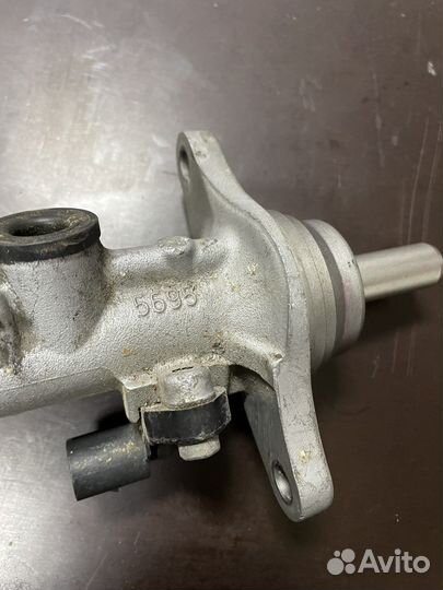 Главный тормозной цилиндр Skoda, polo