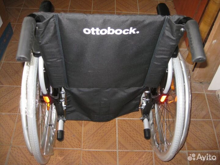 Продаётся новая кресло-коляска для инвалидов