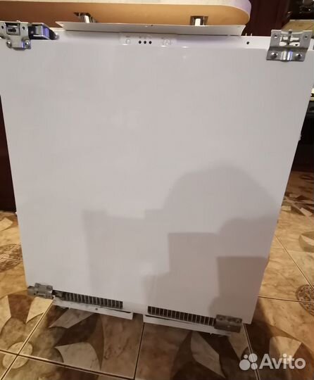 Встраиваемая морозильная камера