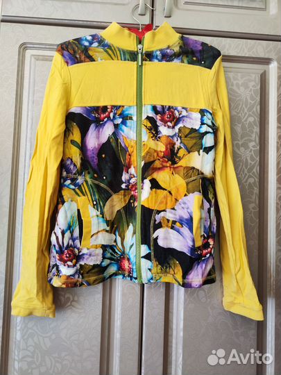 Костюм женский