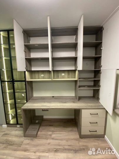 Шкаф распашной 4 х дверный