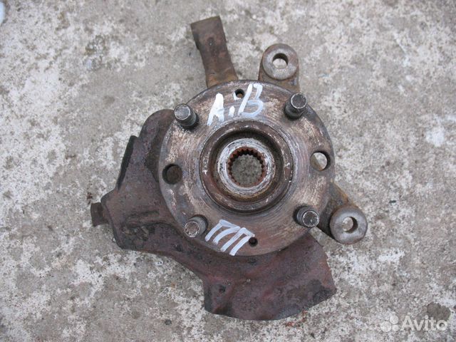 Правый кулак Chevrolet Aveo T250/T255