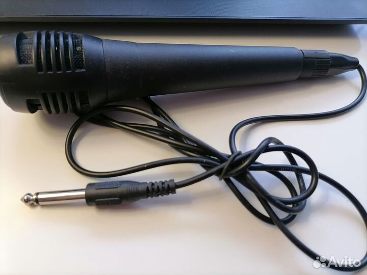 Микрофон akai, б /у