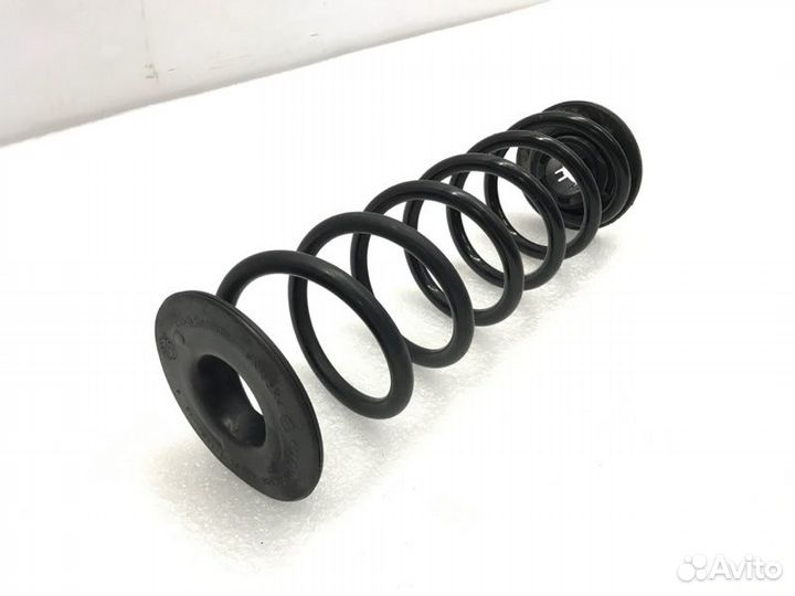 Пружина подвески задняя левая Skoda Octavia 1.6