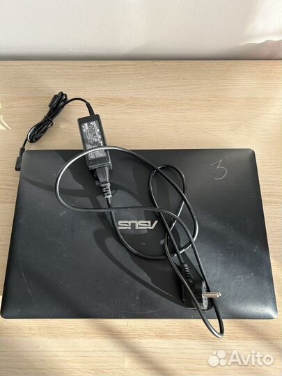 Ноутбук Asus