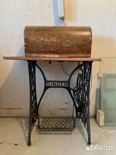 Швейная машина Singer