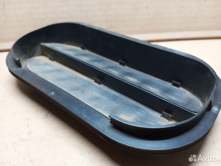 Решетка вентиляции салона vw polo 6r0819465