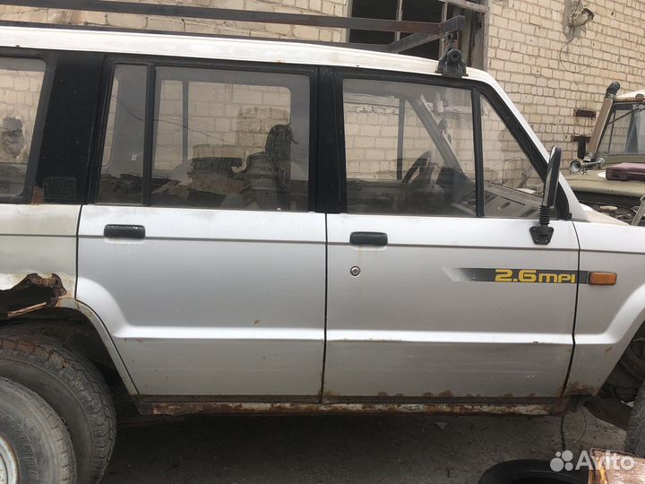 Двери Isuzu Trooper