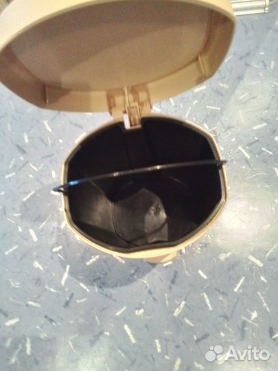 Мусорное ведро с педалью 11литров новое