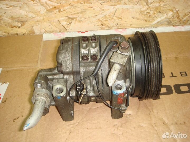 Ниссан micra II Компрессор кондиционера