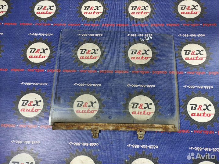 Стекла Mercedes W123 седан