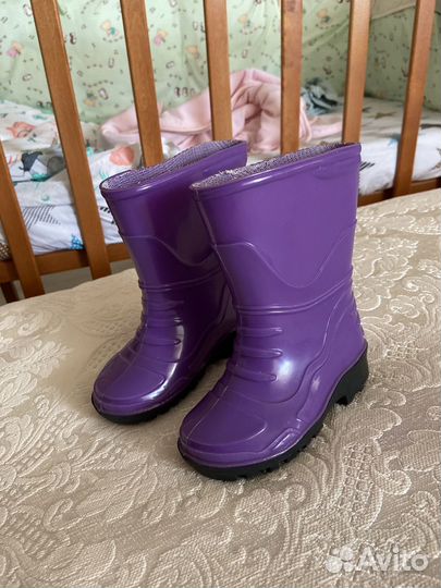 Резиновые сапожки для девочки