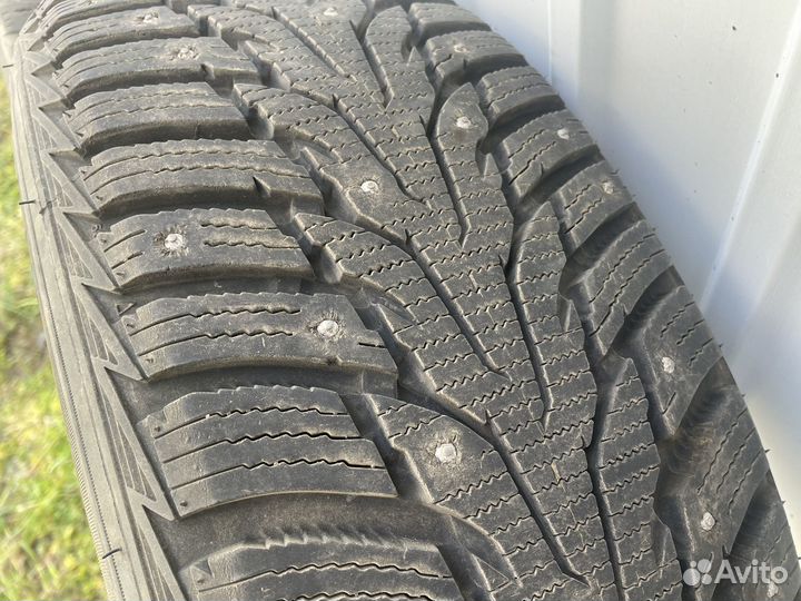 Nexen Winguard WinSpike WH62 215/60 R17