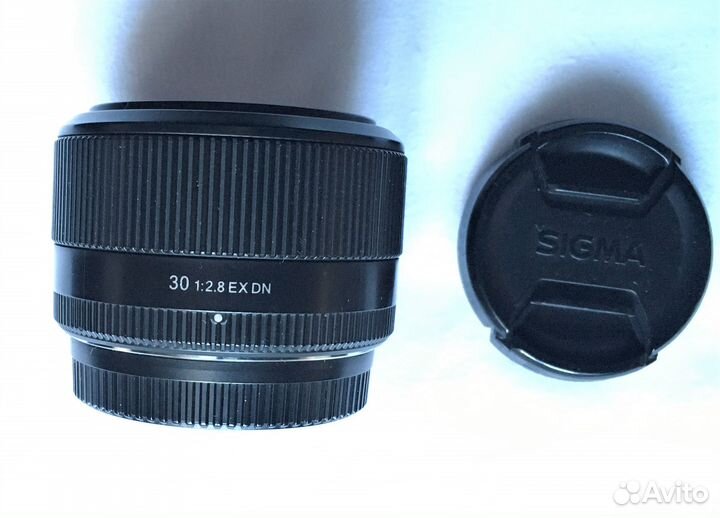 Объектив Sigma 30mm f2.8 micro 4/3