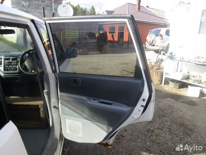 Дверь задняя правая Mitsubishi Dingo