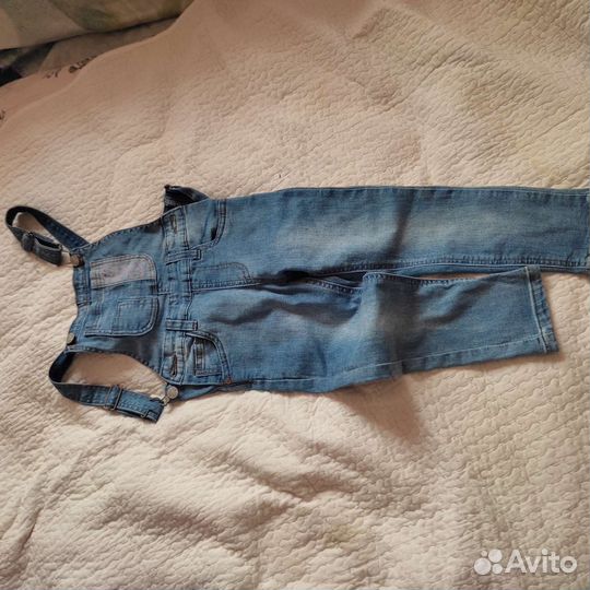 Джинсовый комбинезон для девочки 104