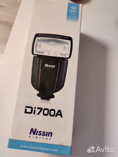 Фотовспышка nissin di700a for Nikon