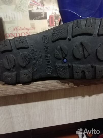 Резиновые сапоги