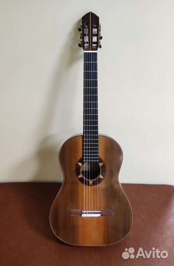 Классическая гитара