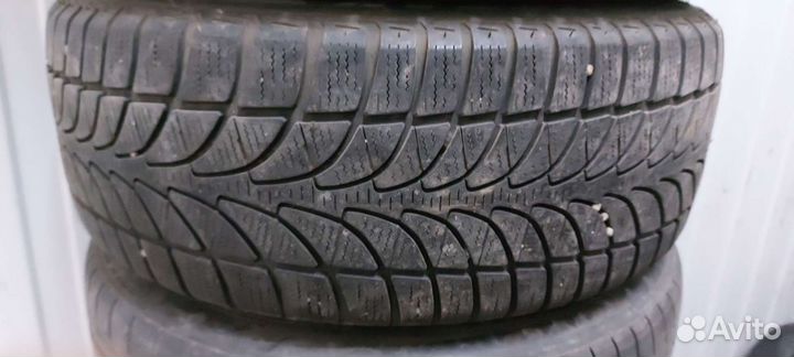 Bridgestone Alenza 001 215/55 R16