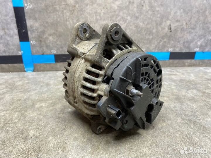 Генератор Renault Megane 1.6 K4M839 2011