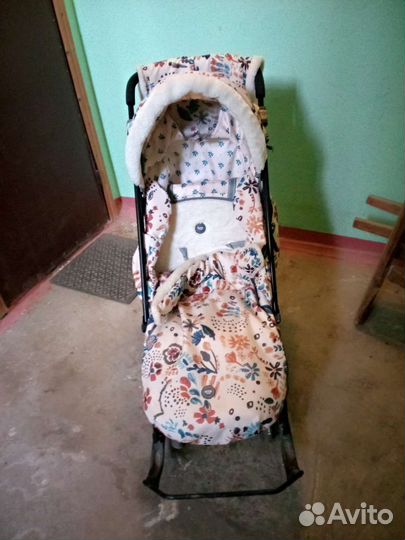 Детские санки с колесами