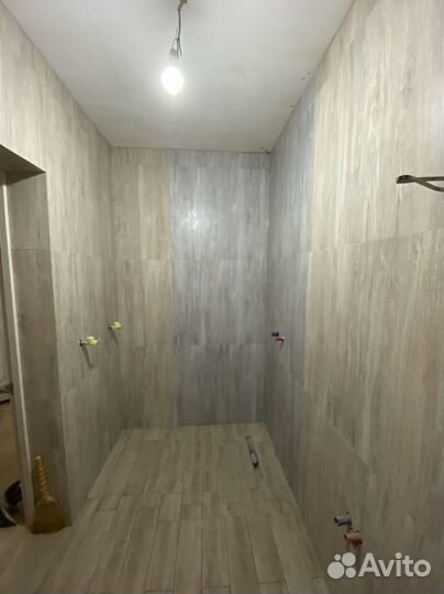 Плиточник укладка плитки